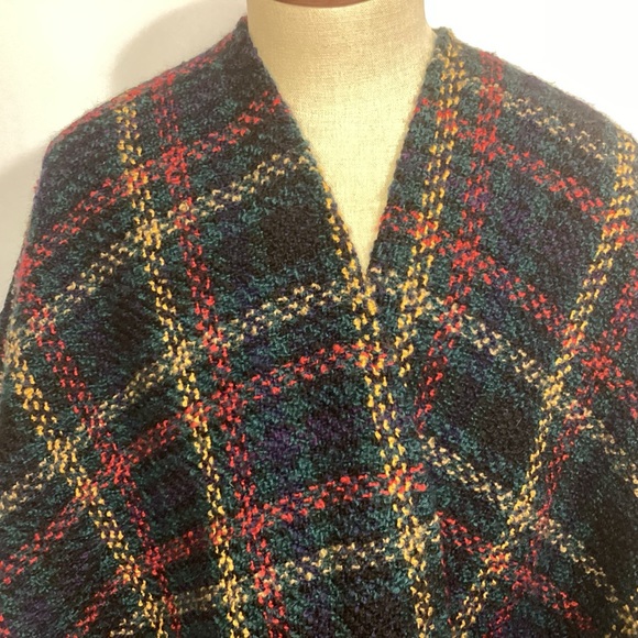 Boyne Valley Weavers Plaid Wool fringed Shawl handle in Ireland Womens one size - Picture 2 of 13